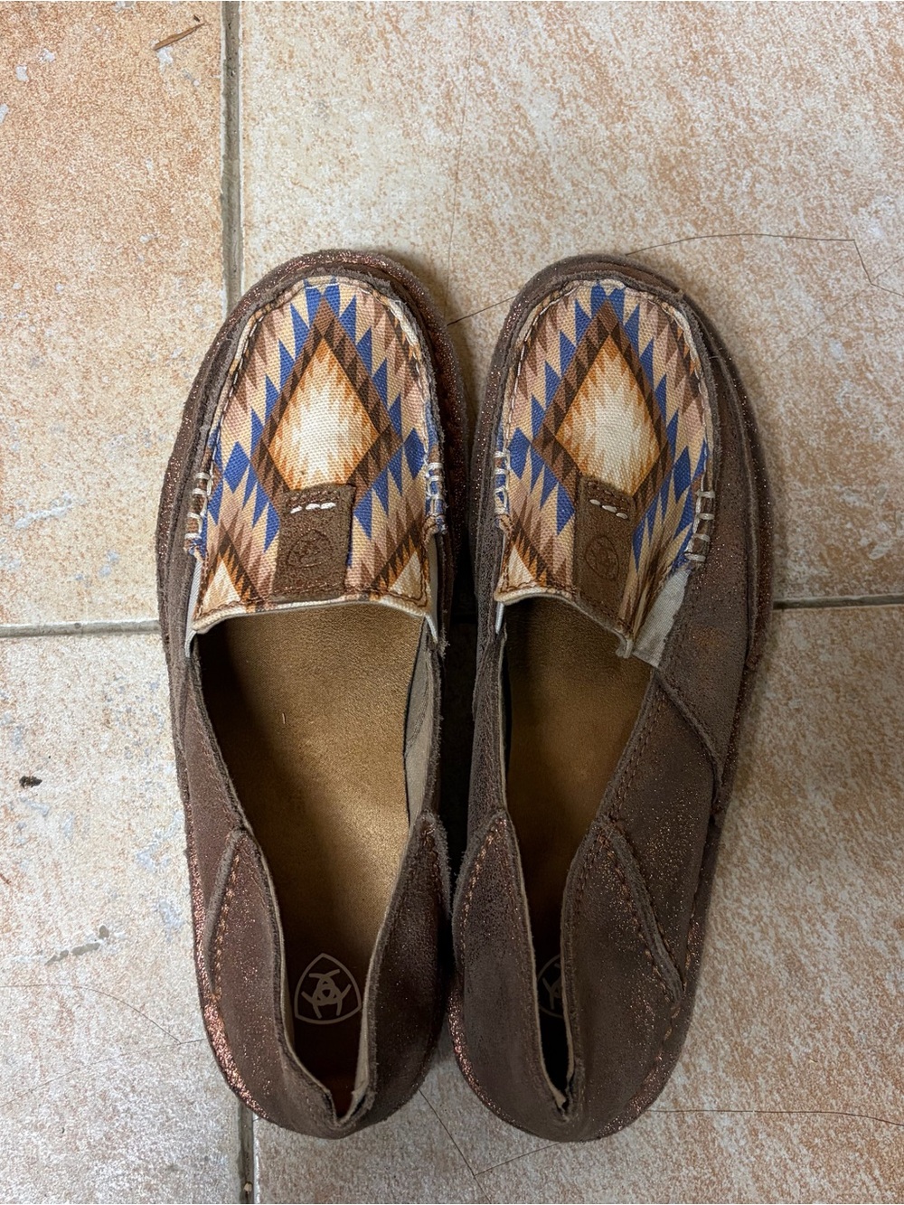 Ariat Cruisers - Picture 2 of 4